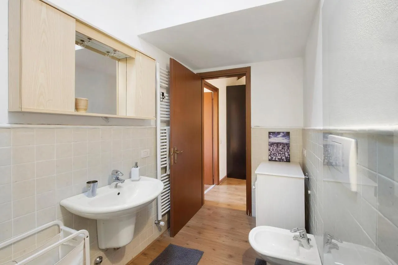 Apartment Appartamento Nel Centro Di Como